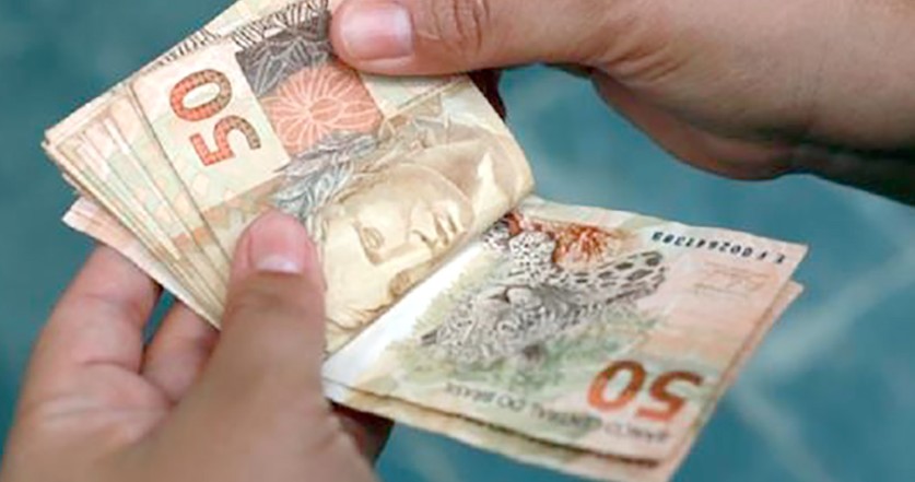 Governo confirma salário mínimo de R$ 1.621 em 2026