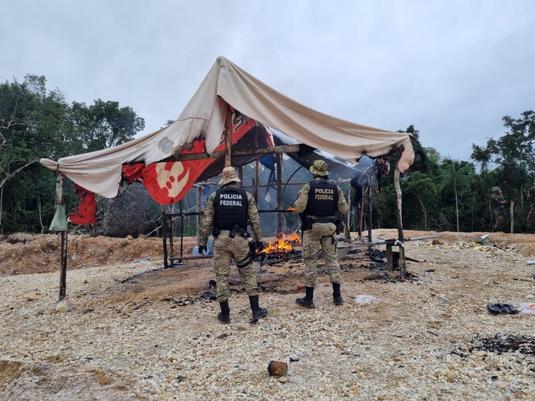 Polícia Federal realiza operação ''Alfeu VII'' para combater garimpo em terra indígena
