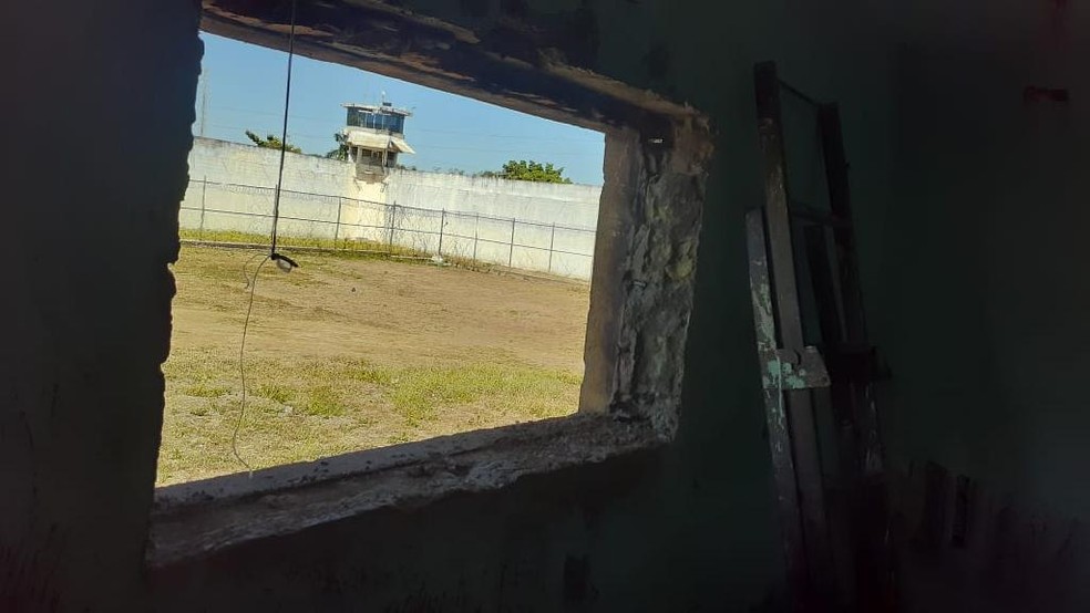 70 presos serram grades de duas celas e tentam fugir de penitenciária em Cuiabá-MT