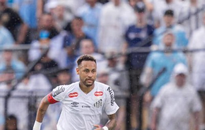 Neymar acerta trave e Santos empata com o Coritiba pela Copa do Brasil