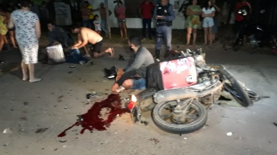 Motocicleta explode após colidir com outra na Rua dos Coqueiros em Sinop-MT