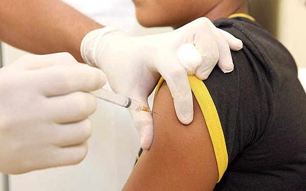 Mais de 325 mil adolescentes devem se vacinar contra HPV em Mato Grosso