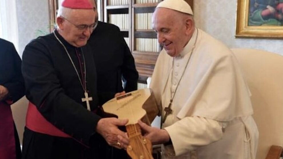 Dom Canísio Klaus se reuniu no Vaticano com o papa Francisco juntamente com bispos de MT