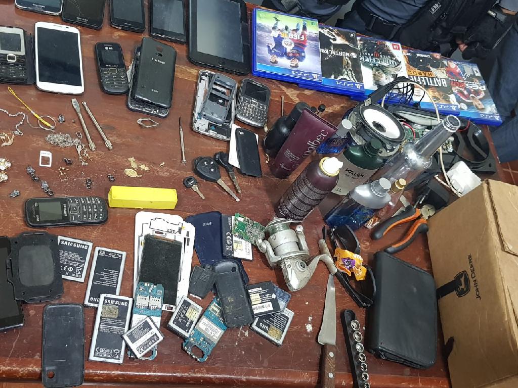 Polícia prende suspeito e apreende 20 celulares em Sapezal-MT