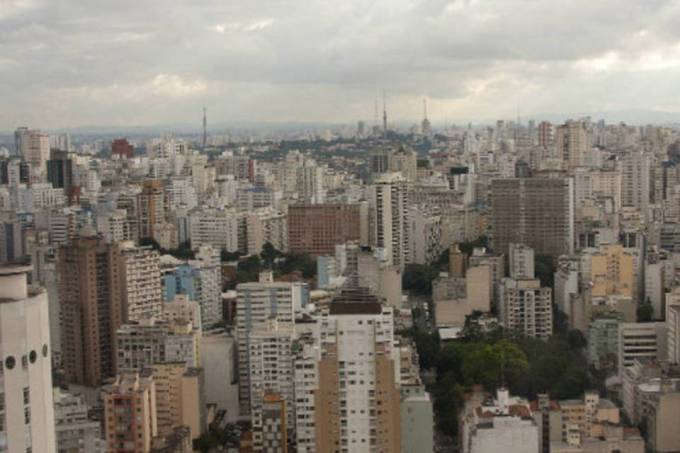 Crédito imobiliário com recursos da poupança salta 31% em abril